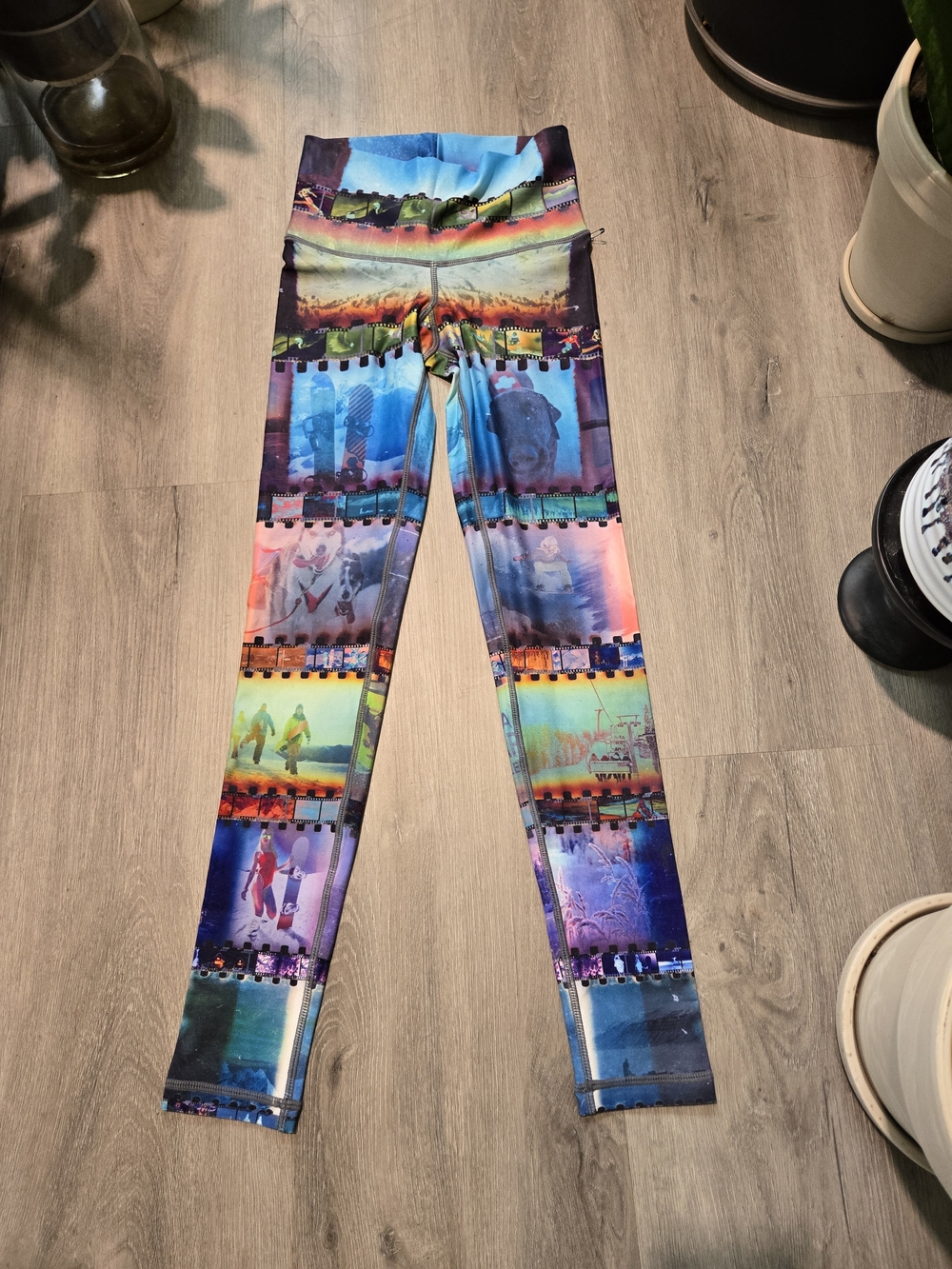 Niyama Sol Barefoot Snow Bunny Leggings
